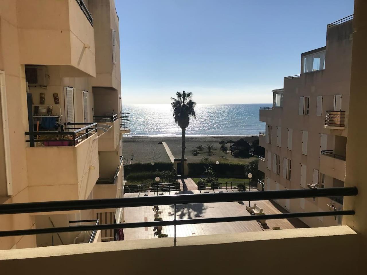 Ferienwohnung Espectacular Residencial En 1A Linea Con Piscina Benajarafe Exterior foto